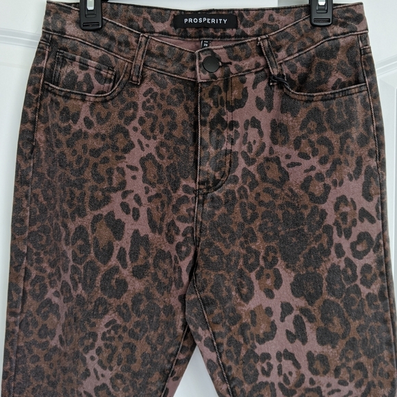 Prosperity Leopard Print Skinny Jeans Five Pocket Non Stretch Brown Black 29 NWT - Picture 2 of 16